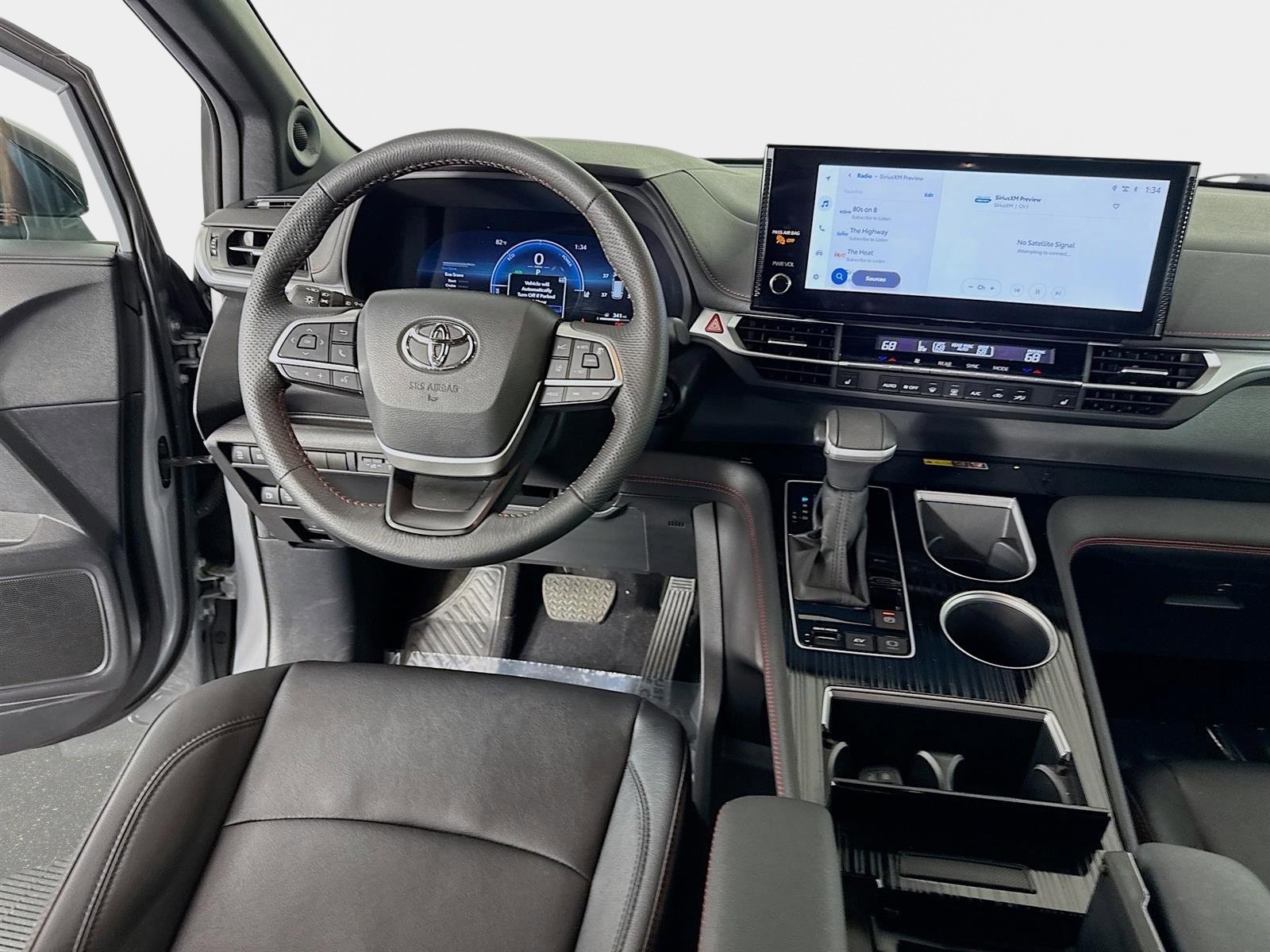 Used 2025 Toyota Sienna XSE w/ XSE Plus Package image 24