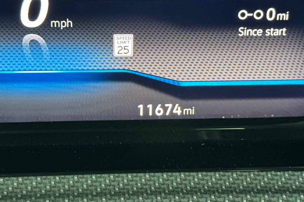 Used 2023 Volkswagen Golf R image 23