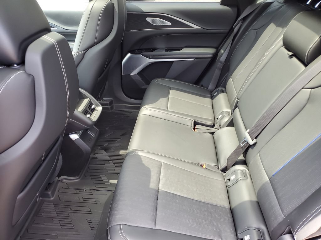 Used 2024 Cadillac Lyriq Sport w/ LPO, Floor Liner Package AWD/4WD image 26
