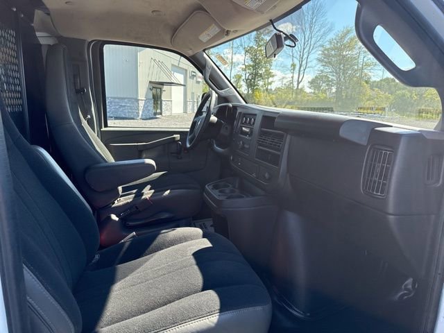 Used 2023 Chevrolet Express 2500 w/ Driver Convenience Package RWD image 19
