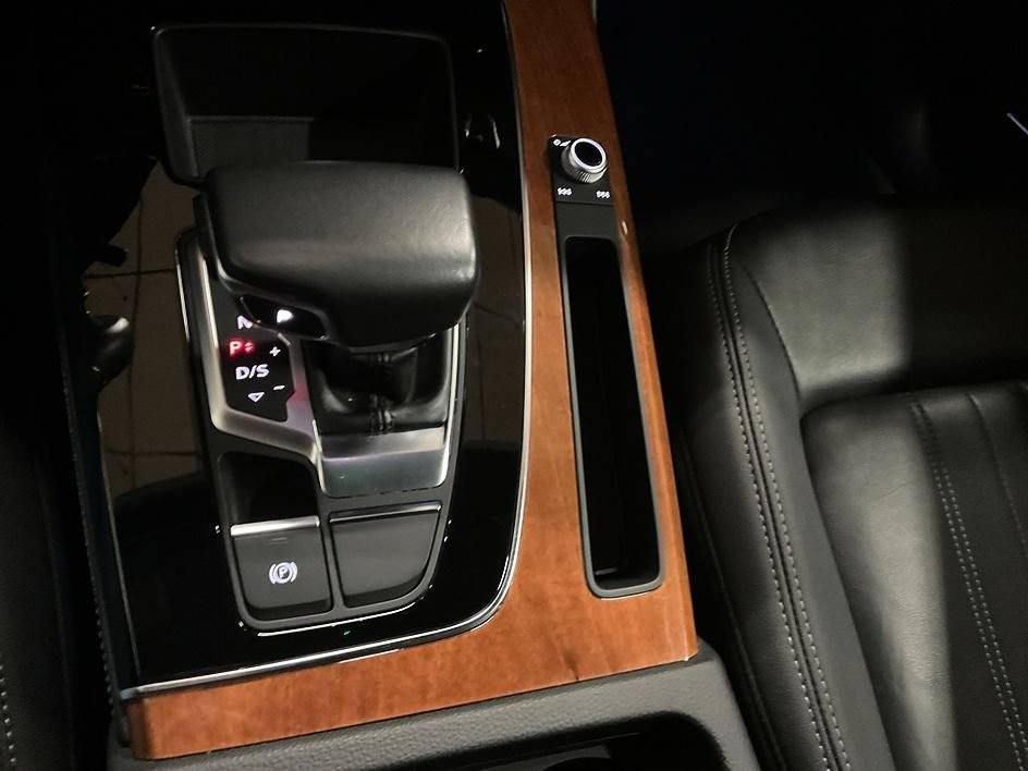 Used 2023 Audi Q5 2.0T Premium Plus image 23