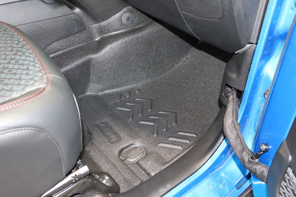 Used 2023 Jeep Gladiator Rubicon w/ LED Lighting Group image 33