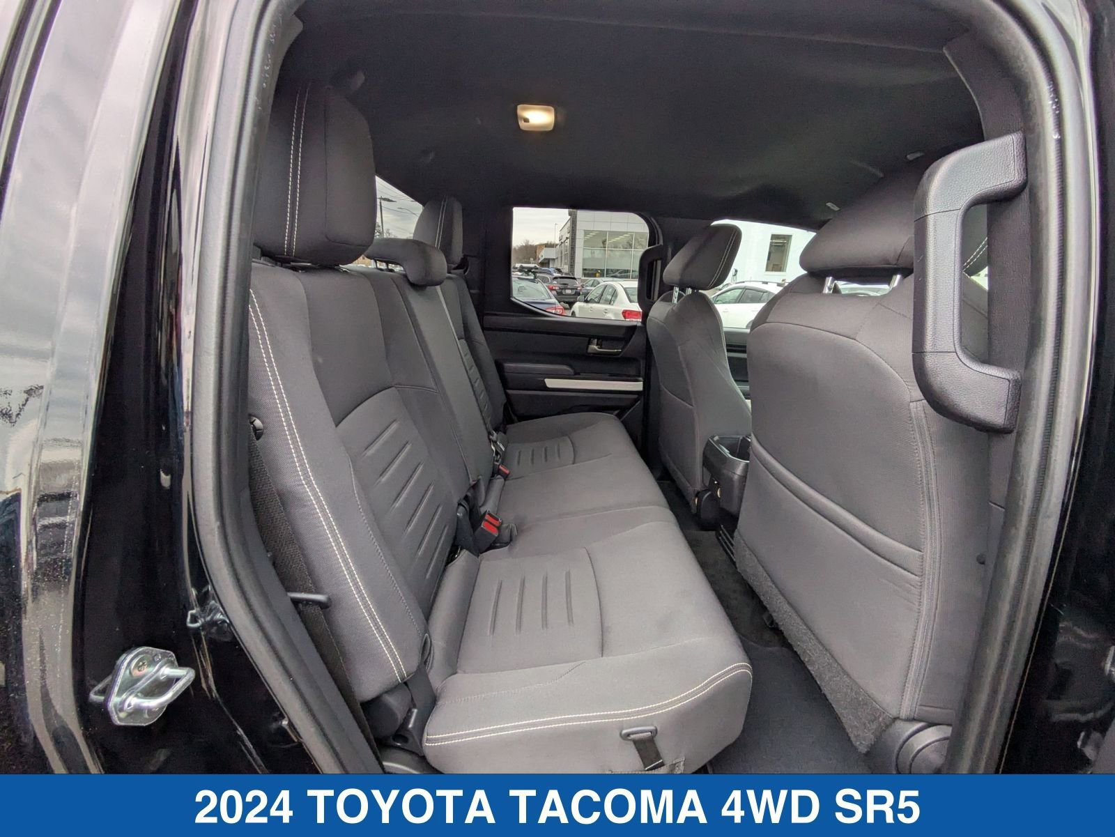 Used 2024 Toyota Tacoma TRD Off-Road AWD/4WD image 32