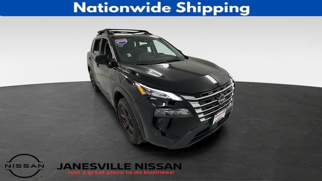 Certified 2025 Nissan Rogue SV AWD/4WD image 1