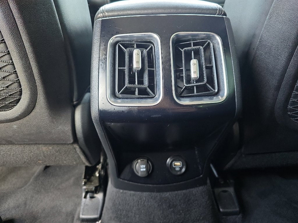 Used 2021 Kia Sorento S image 15