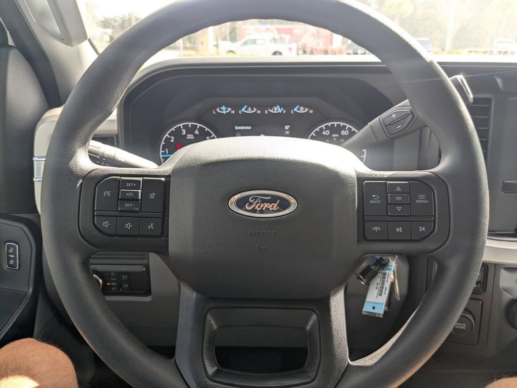 New 2026 Ford F250 XL image 25
