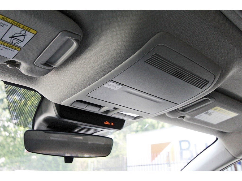 Used 2025 MAZDA CX-30 AWD 2.5 S w/ Preferred Package image 22