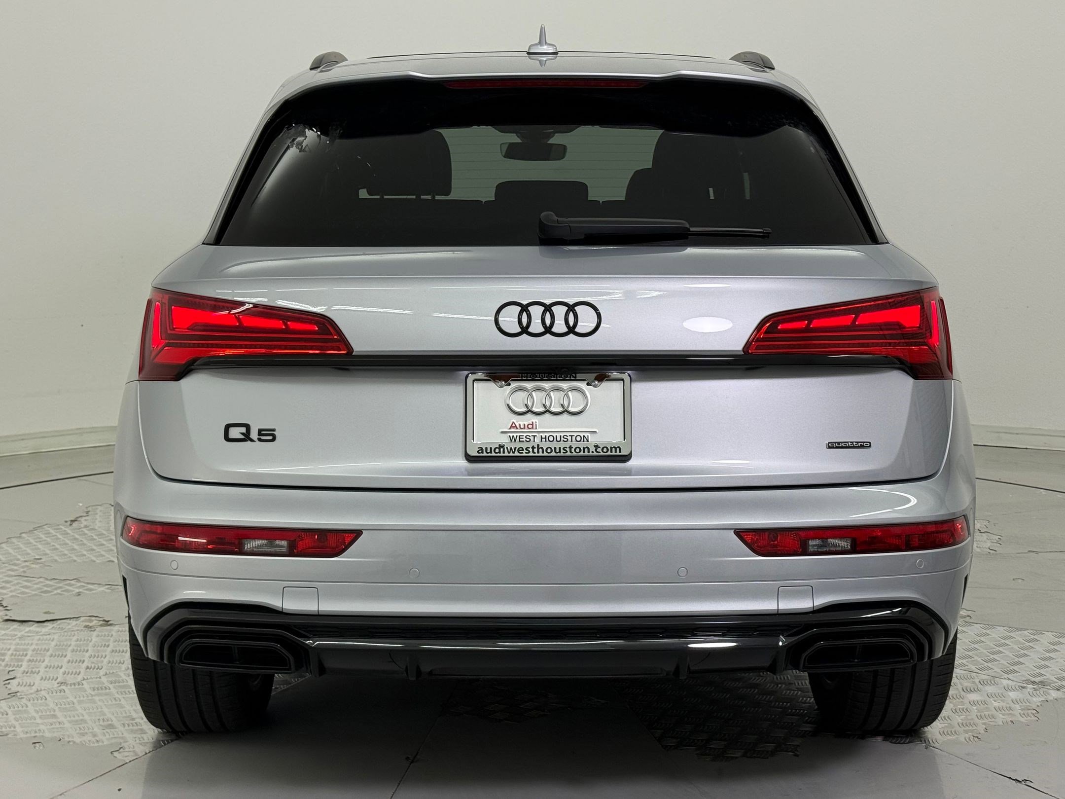 Used 2024 Audi Q5 e Premium Plus image 10