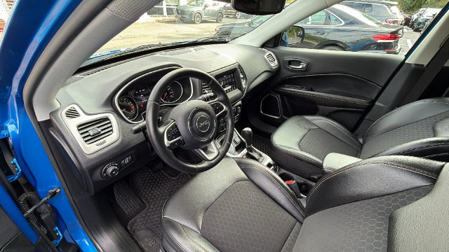 Used 2019 Jeep Compass Latitude w/ Cold Weather Group AWD/4WD image 17
