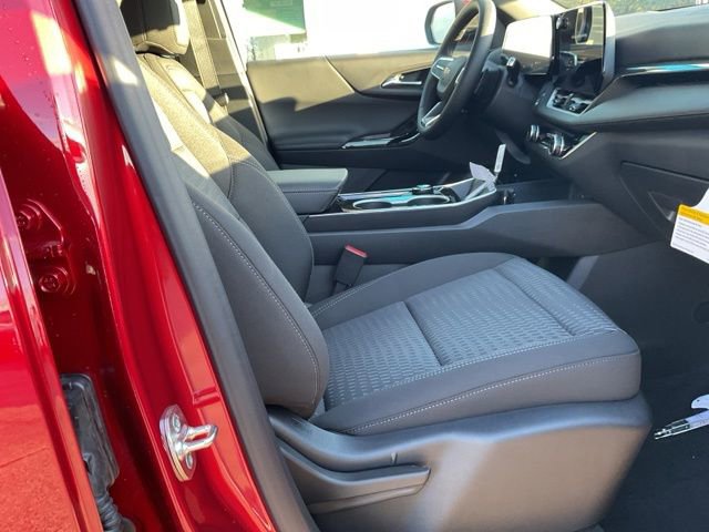 New 2026 Chevrolet Equinox LT w/ Safety and Technology Package image 17