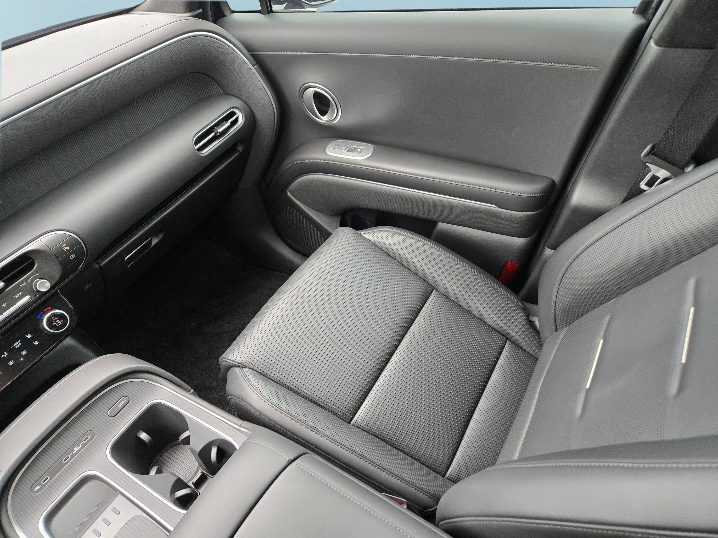 Used 2026 Hyundai Palisade Calligraphy FWD image 21