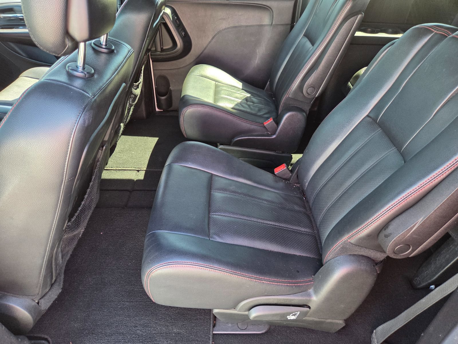 Used 2018 Dodge Grand Caravan GT FWD image 9