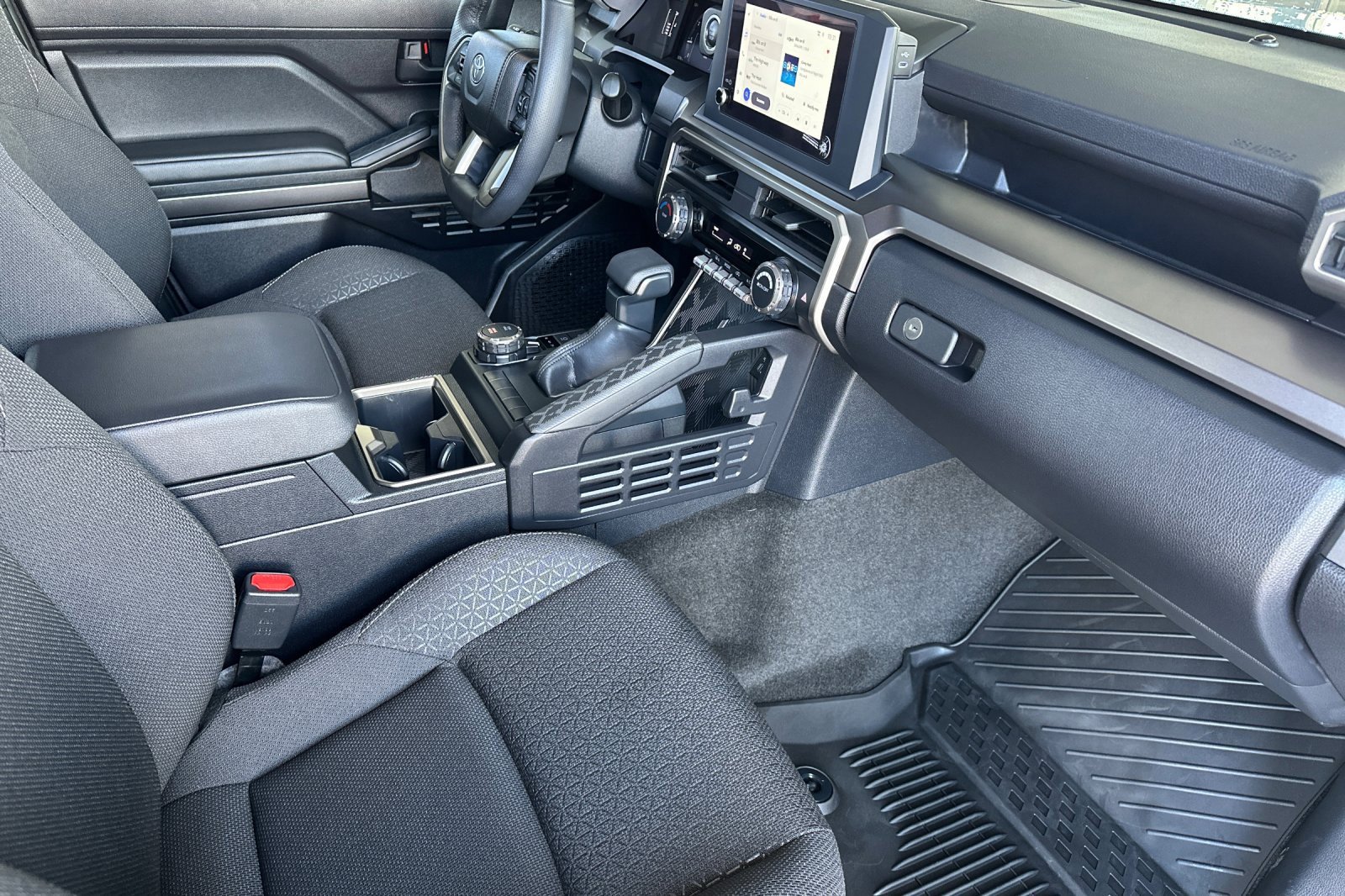 Used 2025 Toyota 4Runner SR5 image 18