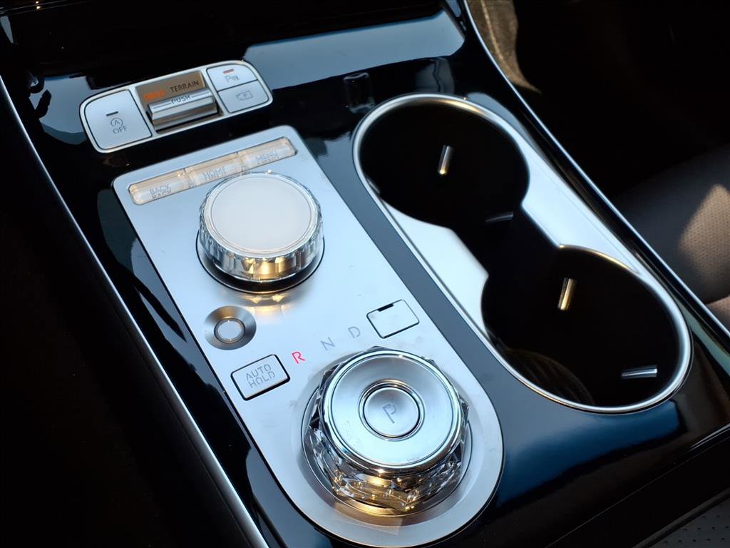 New 2026 Genesis GV70 2.5T image 8