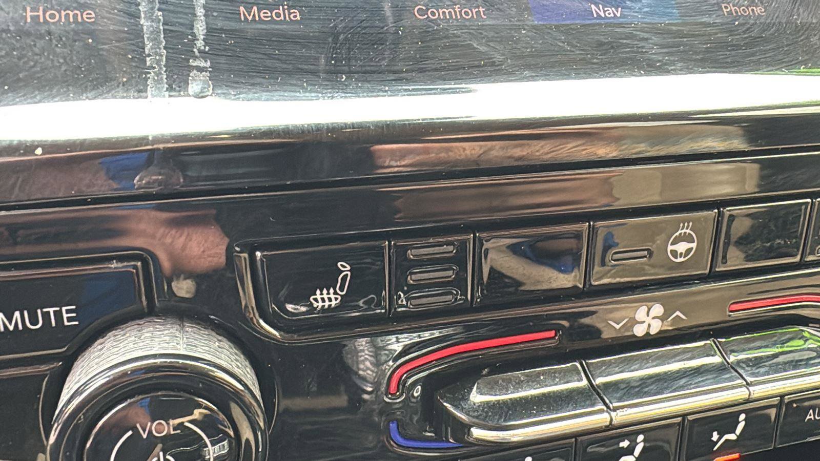 Used 2021 Jeep Grand Cherokee L Limited image 18