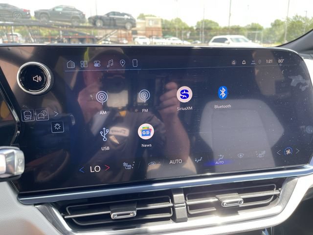New 2026 Chevrolet Equinox EV LT FWD image 19