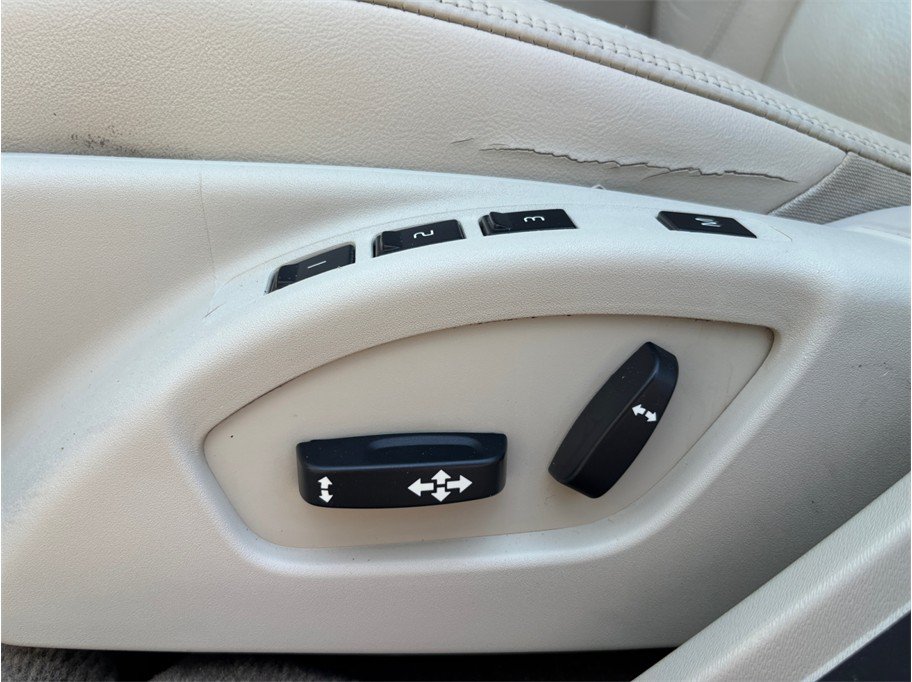 Used 2014 Volvo S60 T5 FWD image 17