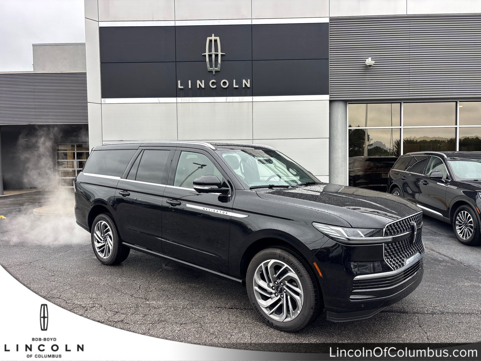New 2026 Lincoln Navigator L Reserve AWD/4WD image 1