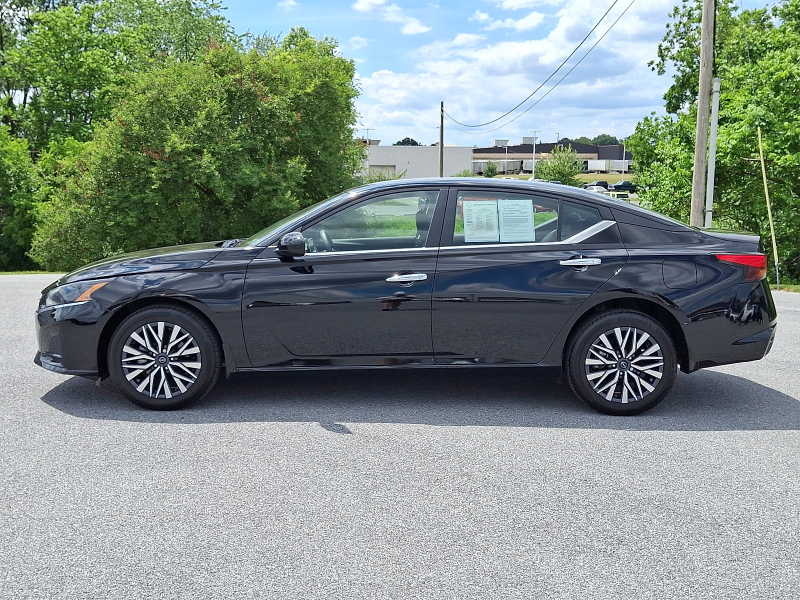 Certified 2023 Nissan Altima 2.5 SV AWD/4WD image 5