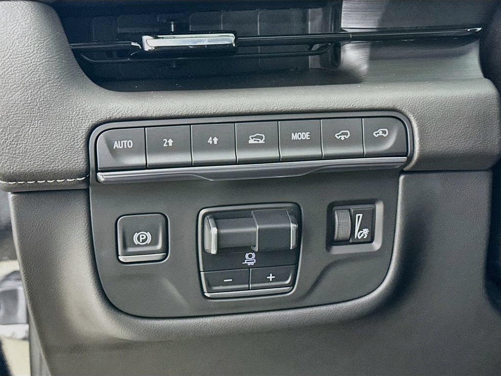 Certified 2024 Cadillac Escalade Premium Luxury w/ Performance Package AWD/4WD image 10