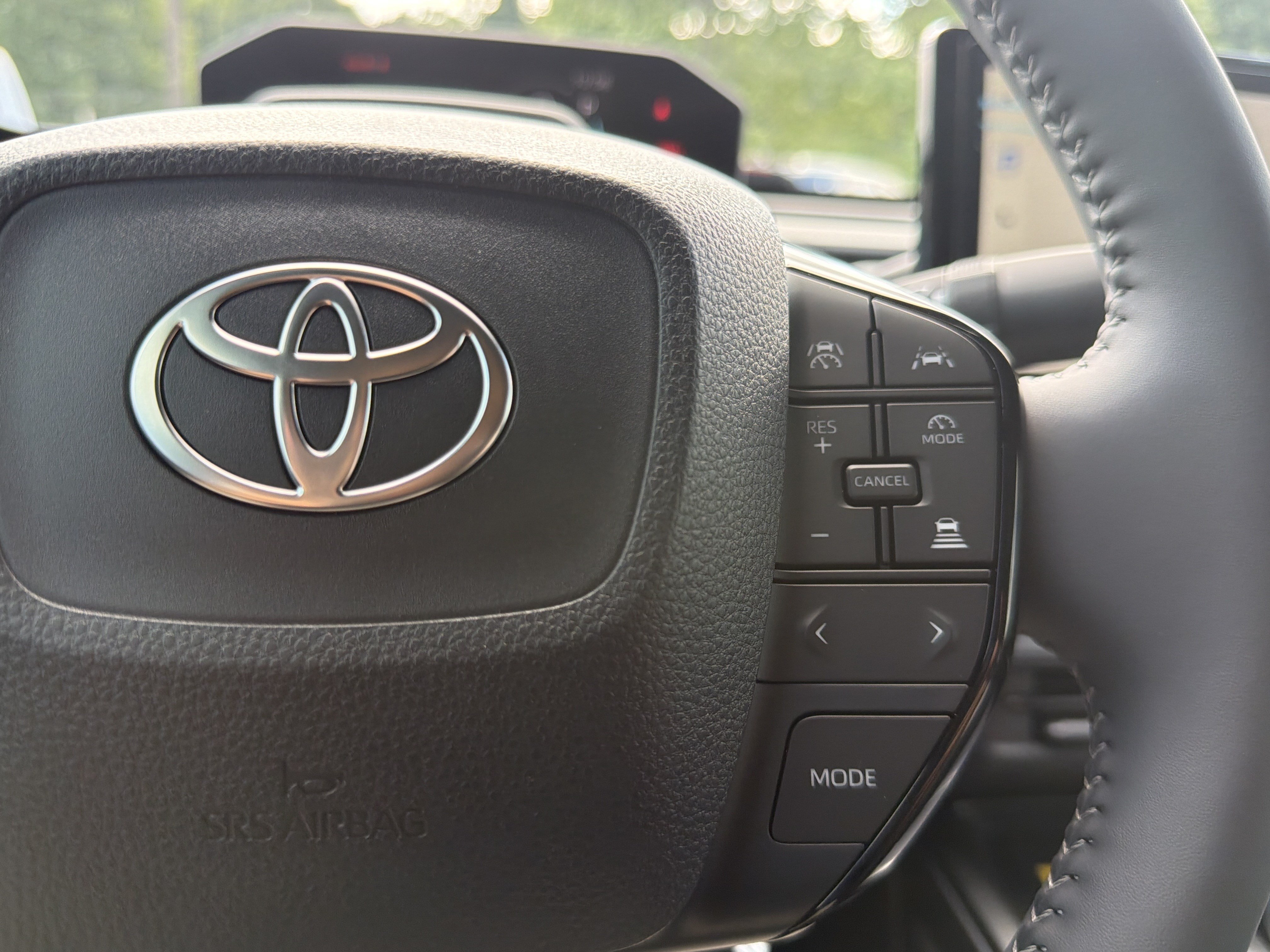 New 2026 Toyota C-HR AWD/4WD image 27