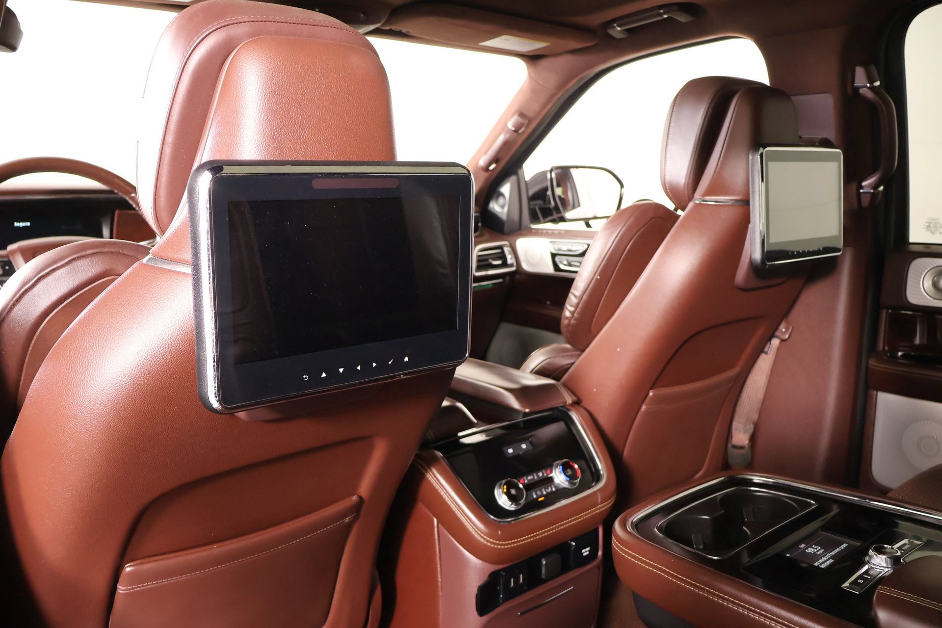 Used 2020 Lincoln Navigator L Black Label AWD/4WD image 17