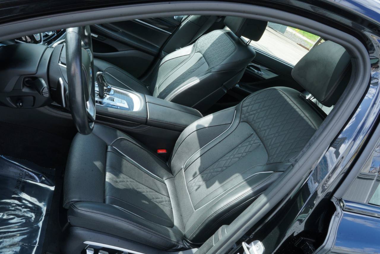 Used 2017 BMW 750i RWD image 19