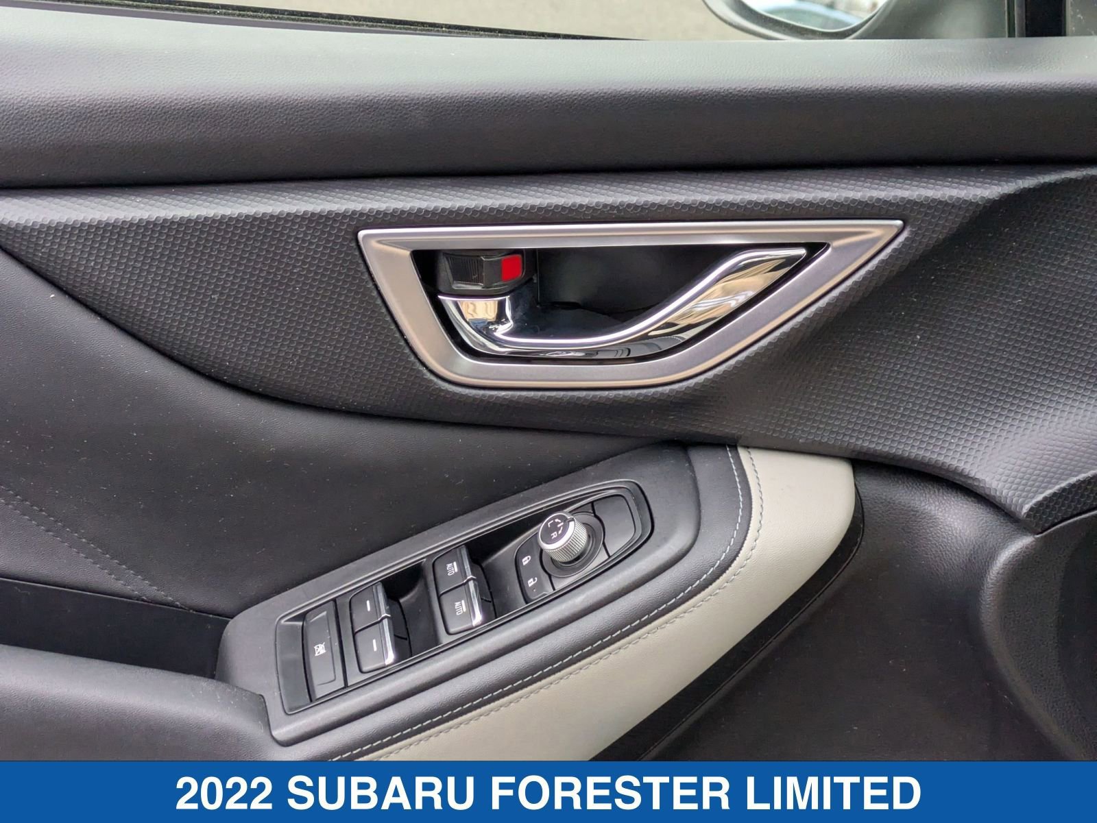 Certified 2022 Subaru Forester Limited image 13