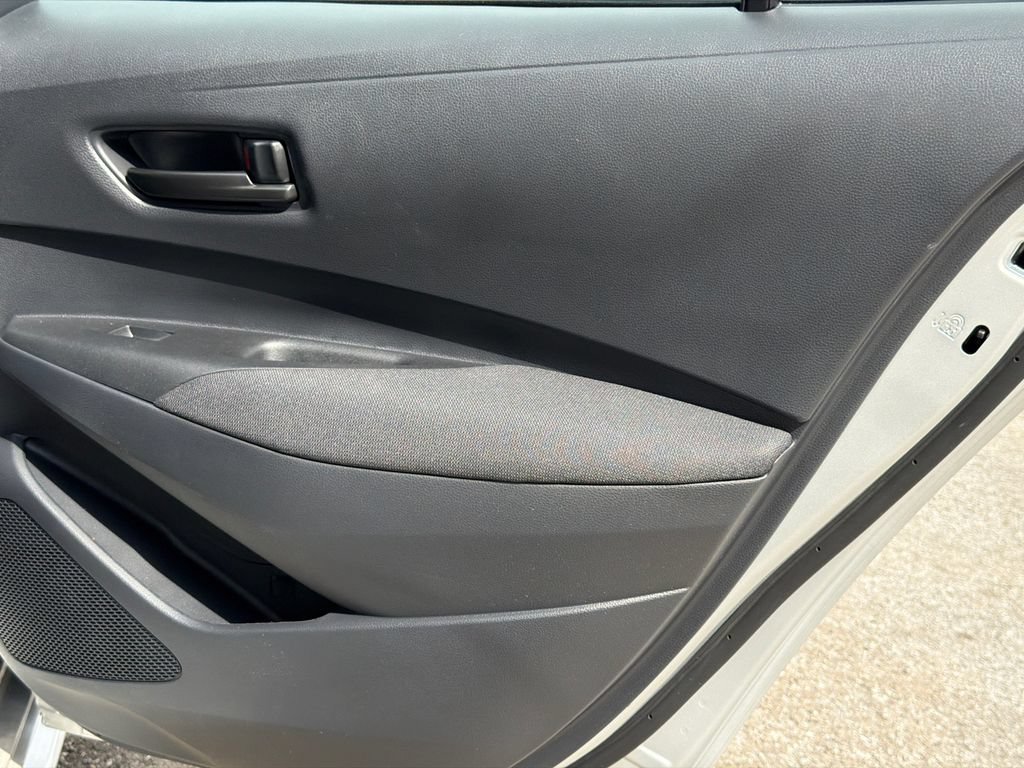 Used 2026 Toyota Corolla LE FWD image 19