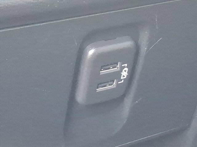 Certified 2023 Chevrolet Traverse LT image 11