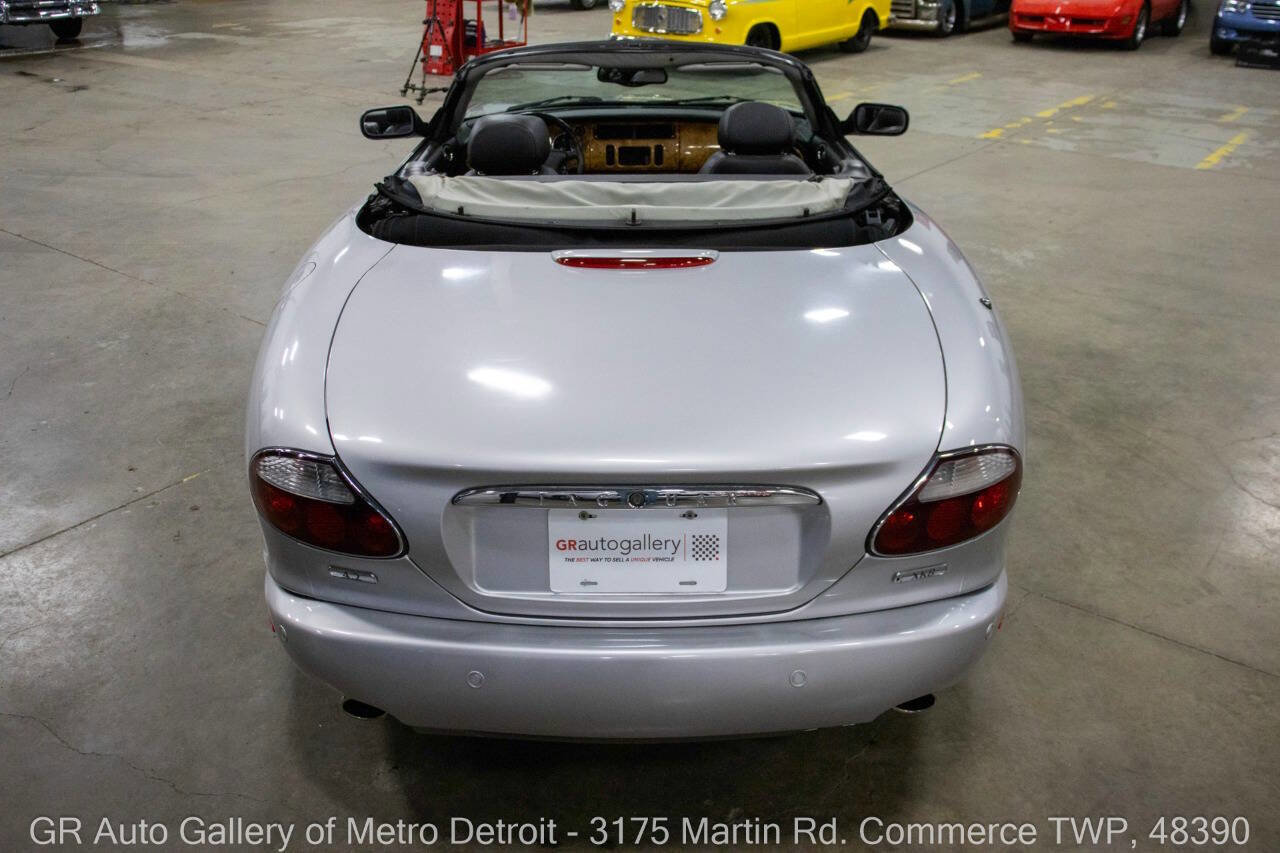 Used 2006 Jaguar XK8 Convertible RWD image 6