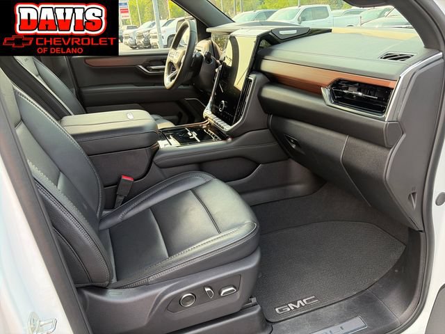 Used 2025 GMC Yukon XL Denali AWD/4WD image 24