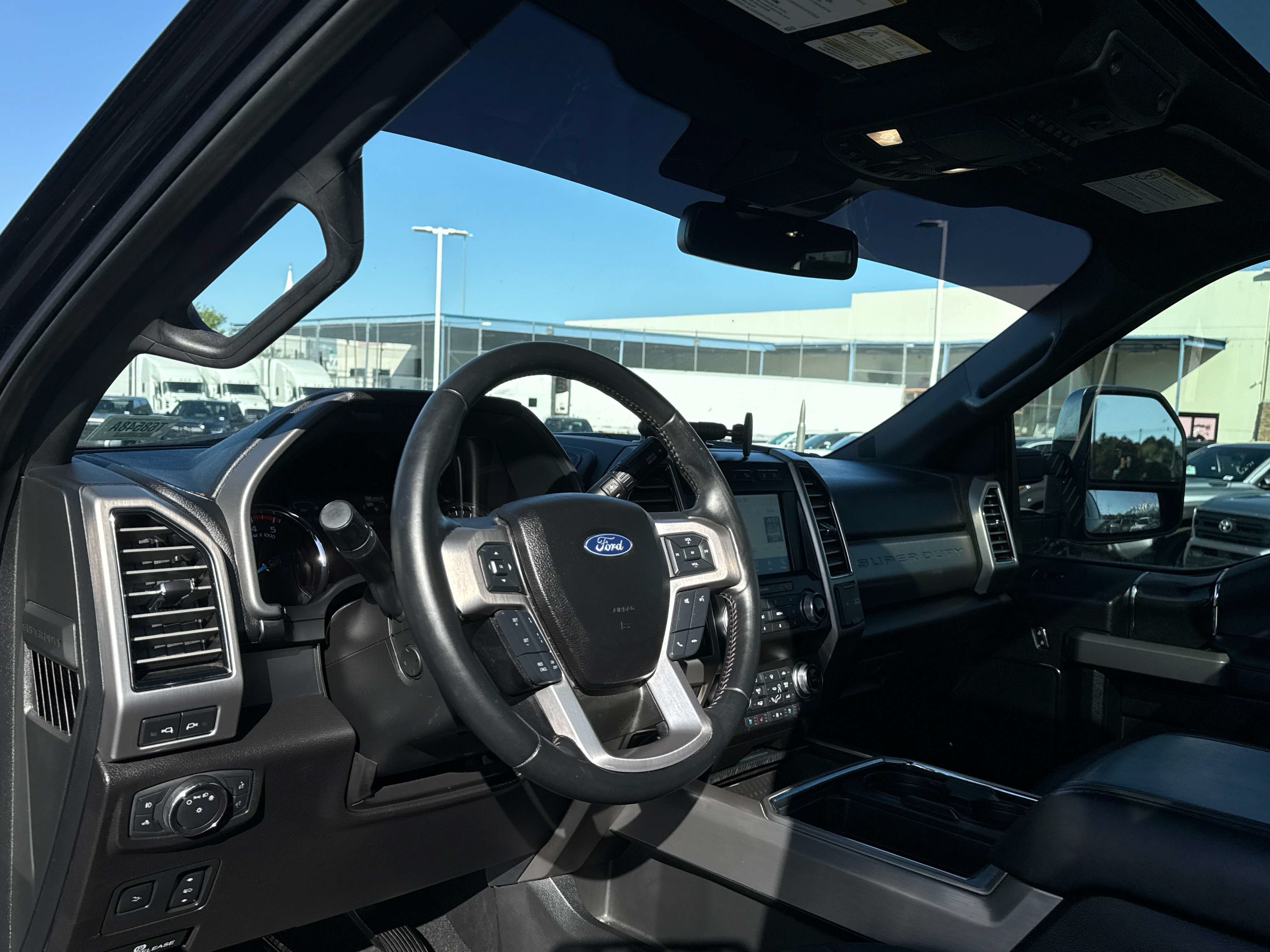 Used 2020 Ford F350 Platinum AWD/4WD image 7
