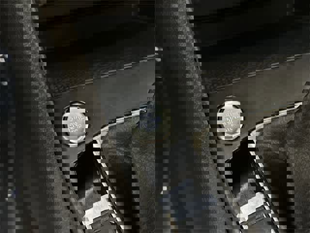 Certified 2022 Volkswagen Tiguan SE w/ Panoramic Sunroof Package image 12