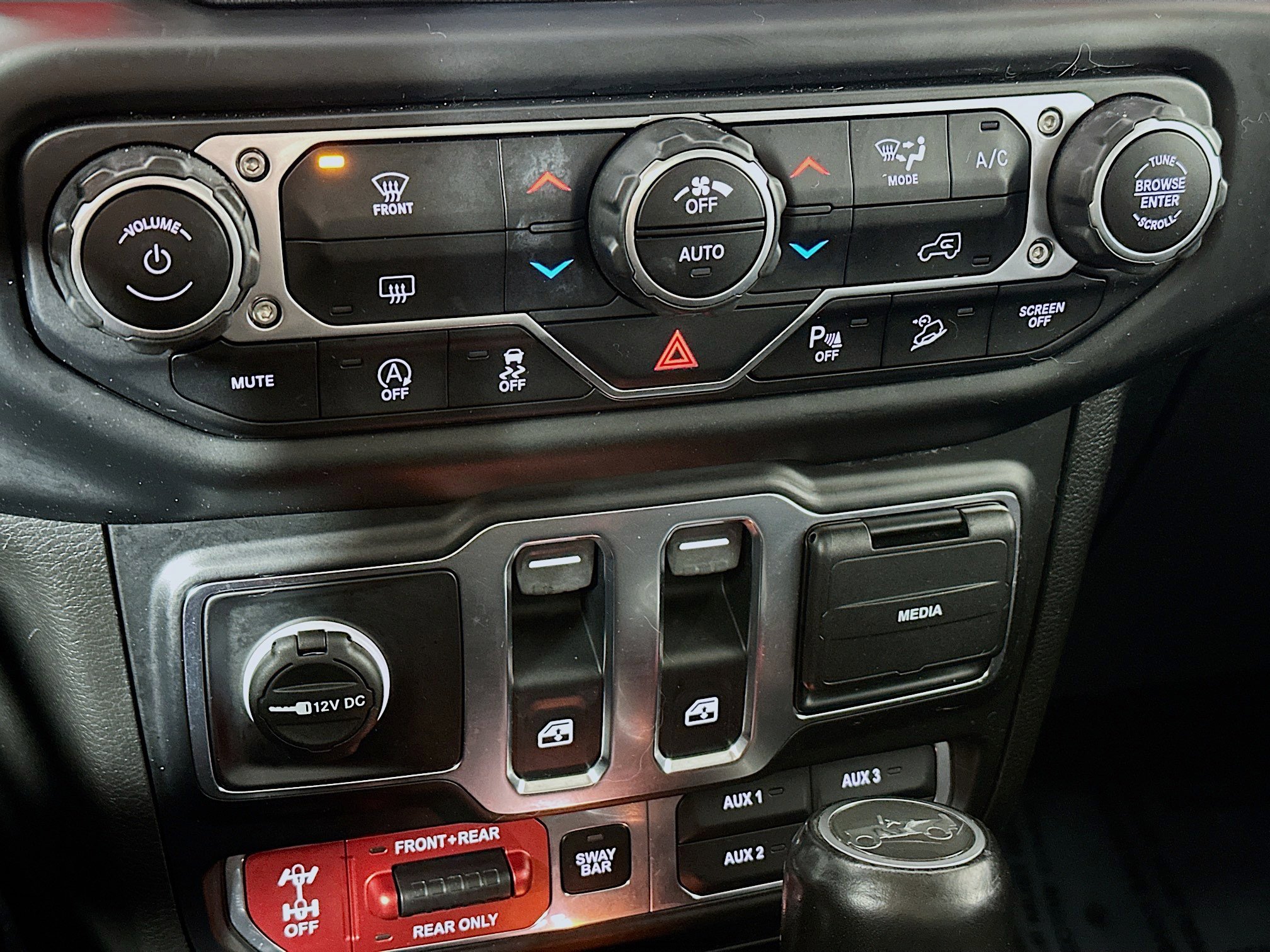 Used 2020 Jeep Wrangler Rubicon w/ LED Lighting Group AWD/4WD image 16