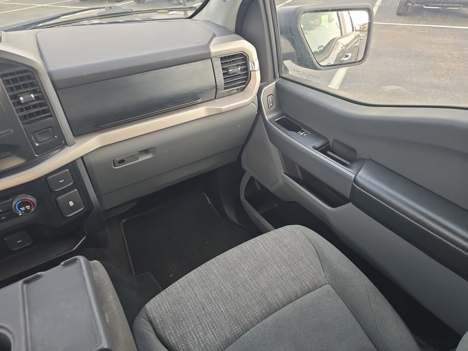 Used 2021 Ford F150 XLT w/ XTR Package image 12