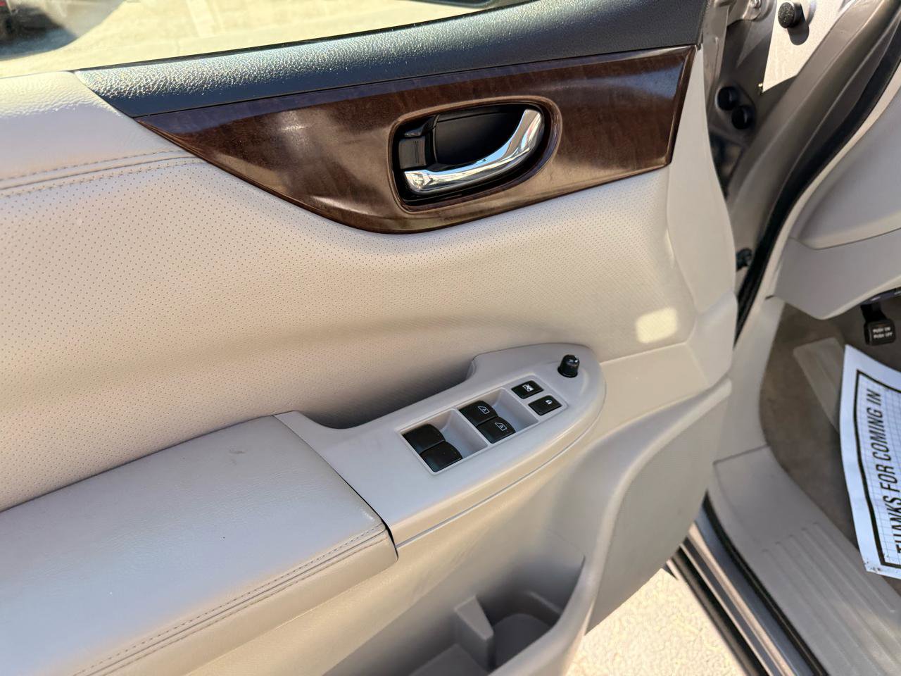 Used 2013 Nissan Quest SV FWD image 10