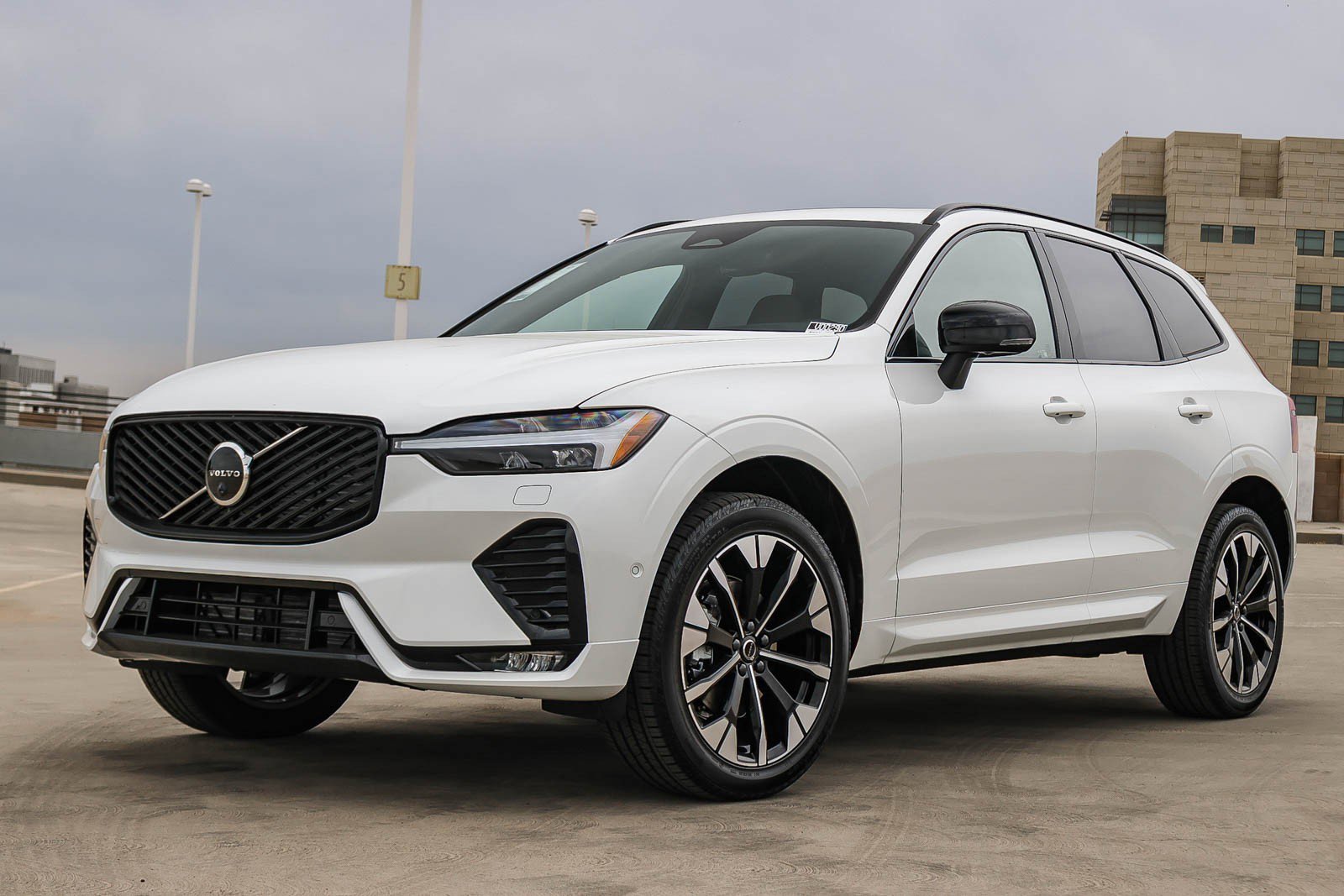 New 2026 Volvo XC60 B5 Plus w/ Protection Package Premier