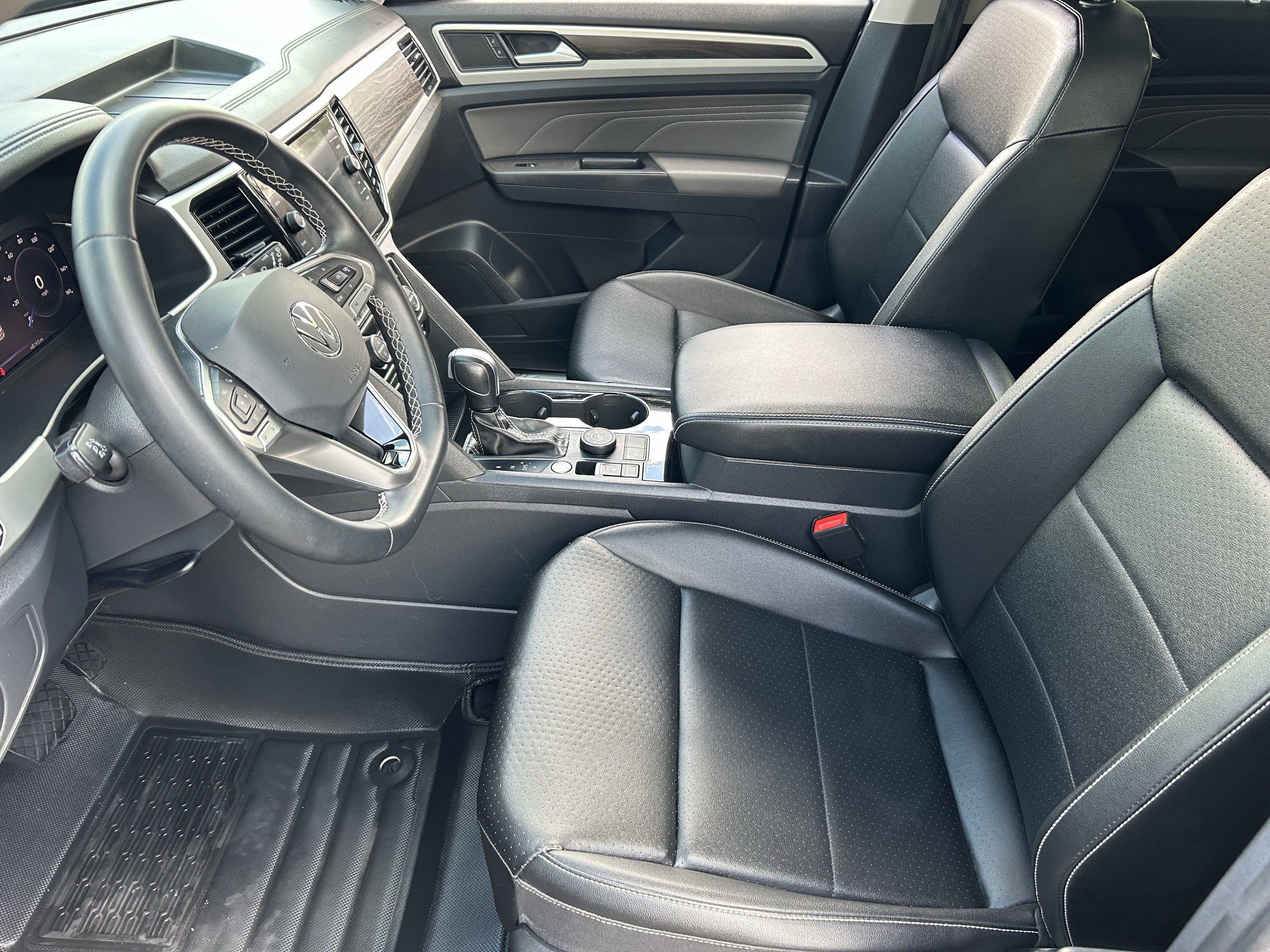 Used 2023 Volkswagen Atlas SE w/ Panoramic Sunroof Package AWD/4WD image 17