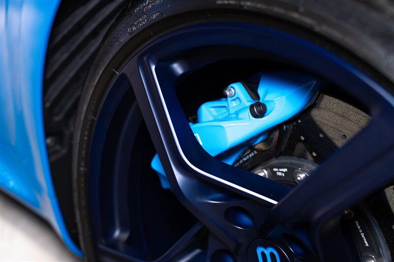 Used 2022 Bugatti Chiron Super Sport AWD/4WD image 20