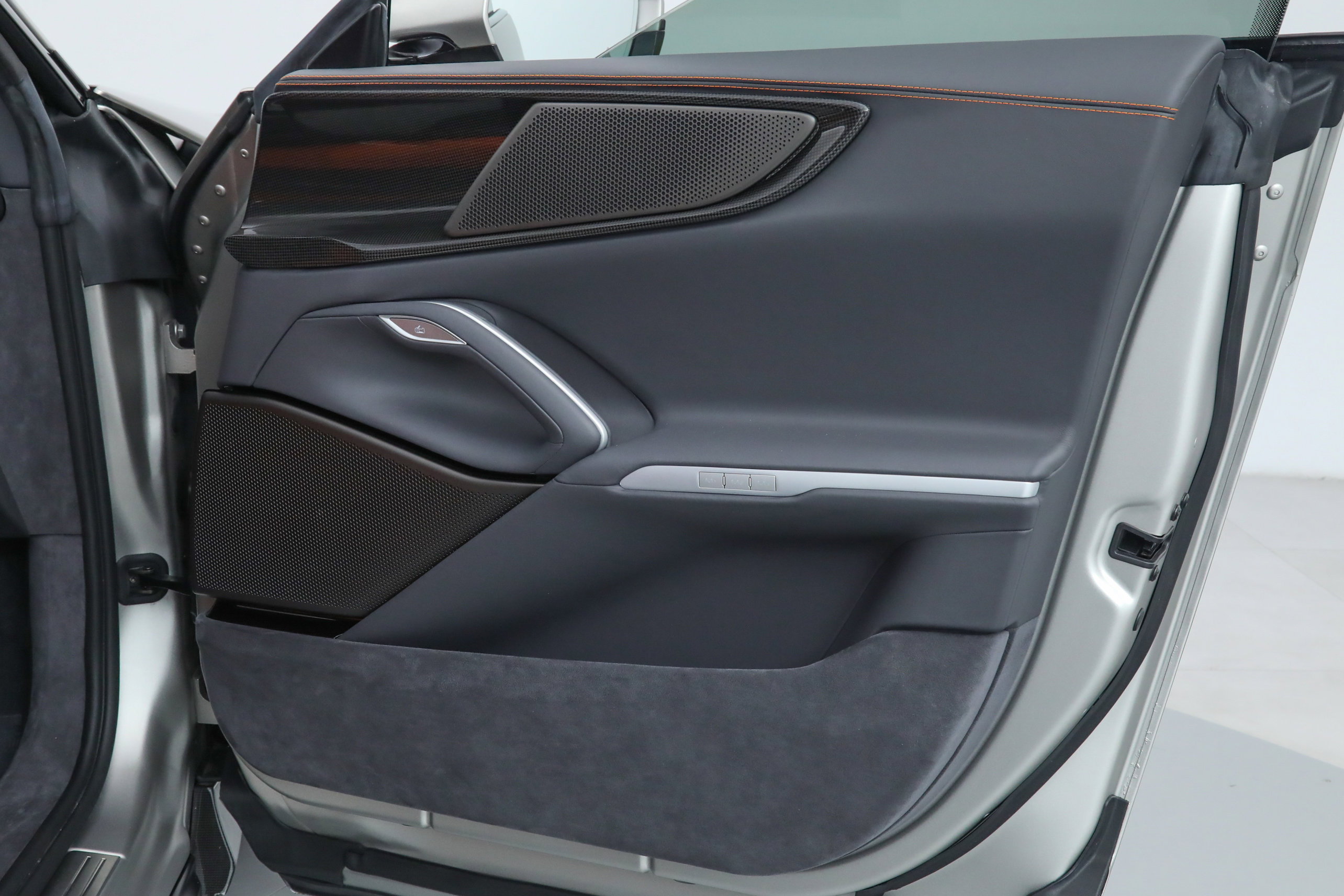 Certified 2024 Ferrari Purosangue image 43