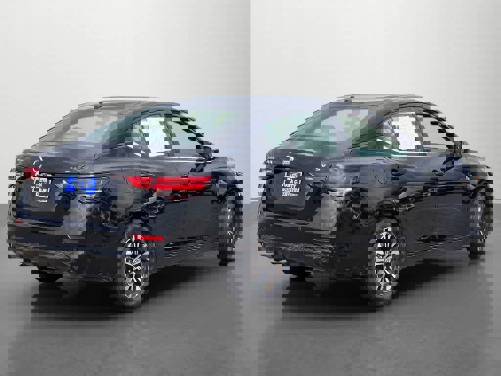 Used 2022 Nissan Sentra SV FWD image 6