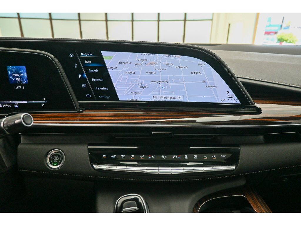 Certified 2023 Cadillac Escalade Premium Luxury AWD/4WD image 17