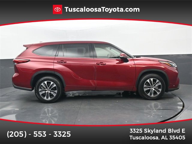 Used 2022 Toyota Highlander XLE