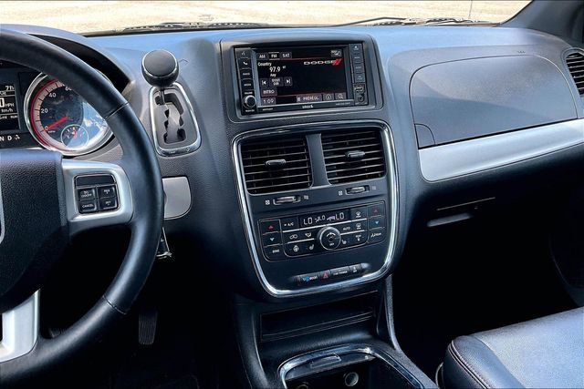Used 2017 Dodge Grand Caravan GT FWD image 9
