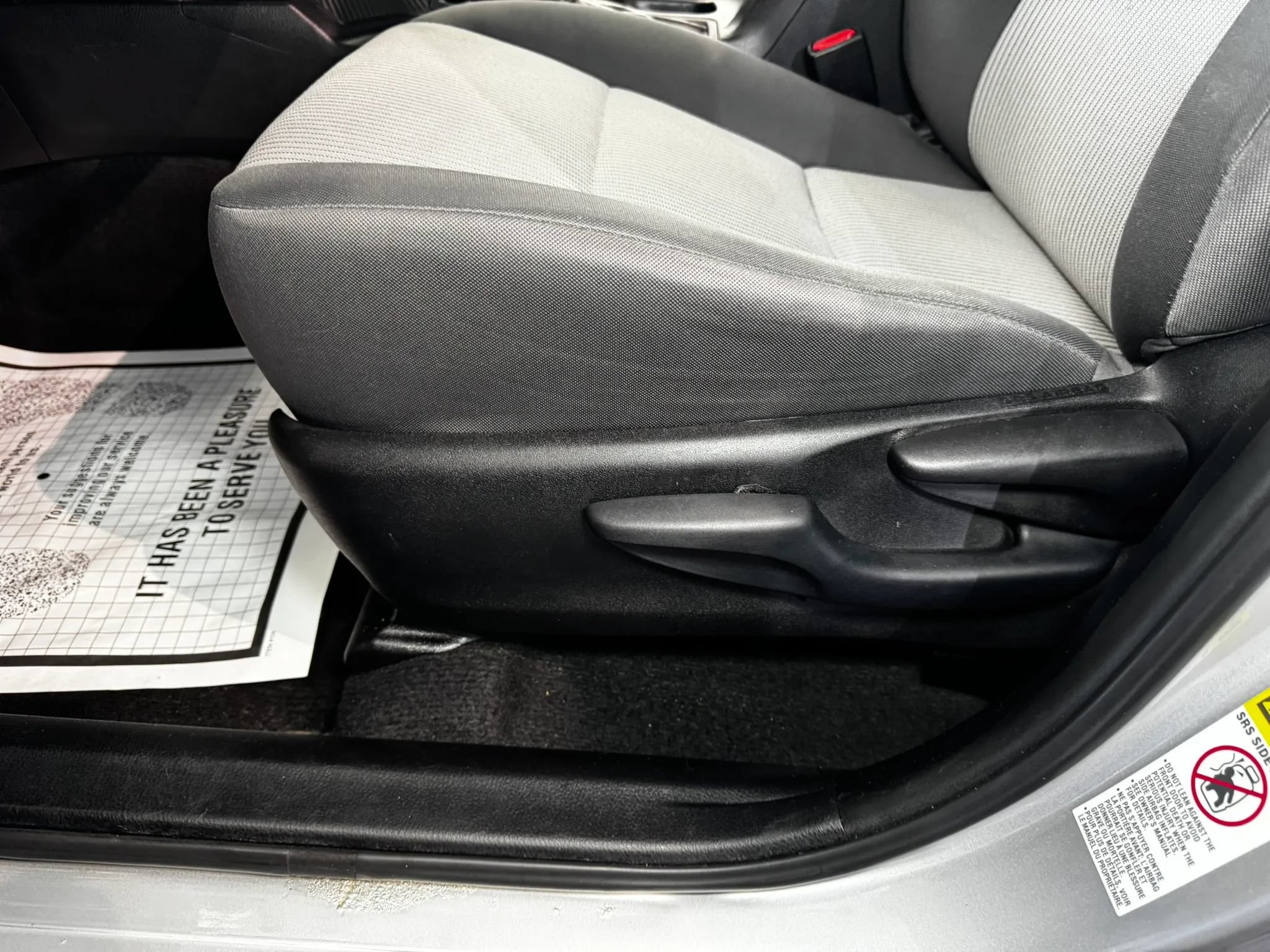 Used 2015 Toyota RAV4 LE FWD image 11