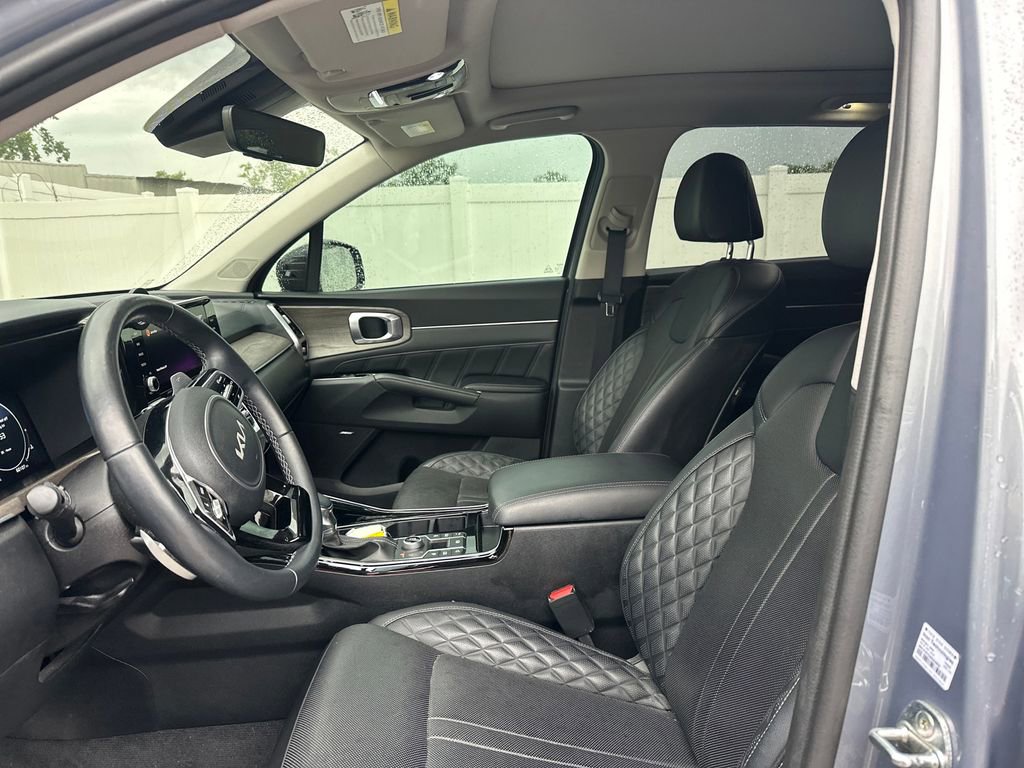 Used 2022 Kia Sorento SX Prestige AWD/4WD image 44