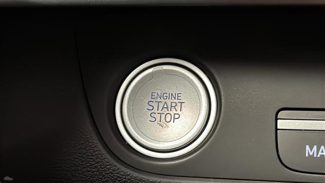 Used 2024 Hyundai Elantra SEL image 26