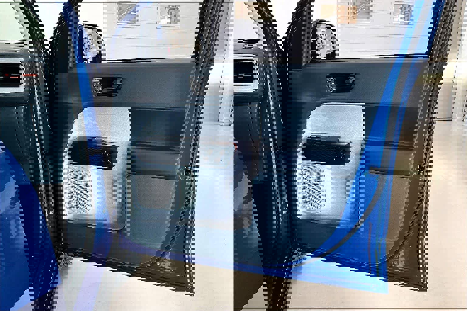 Used 2023 Ford Maverick XLT w/ Equipment Group 300A Standard image 26