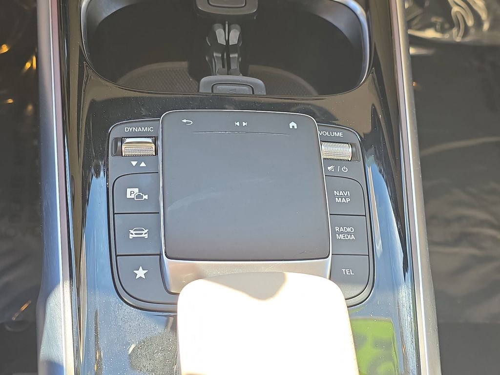 Used 2022 Mercedes-Benz GLB 250 GLB 250 image 23